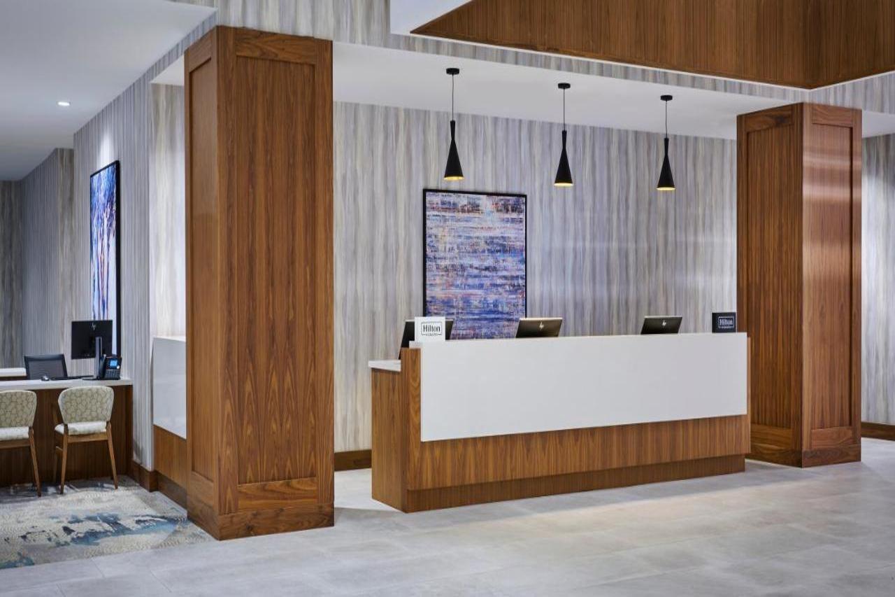 Doubletree By Hilton Windsor, On Hotel 4*